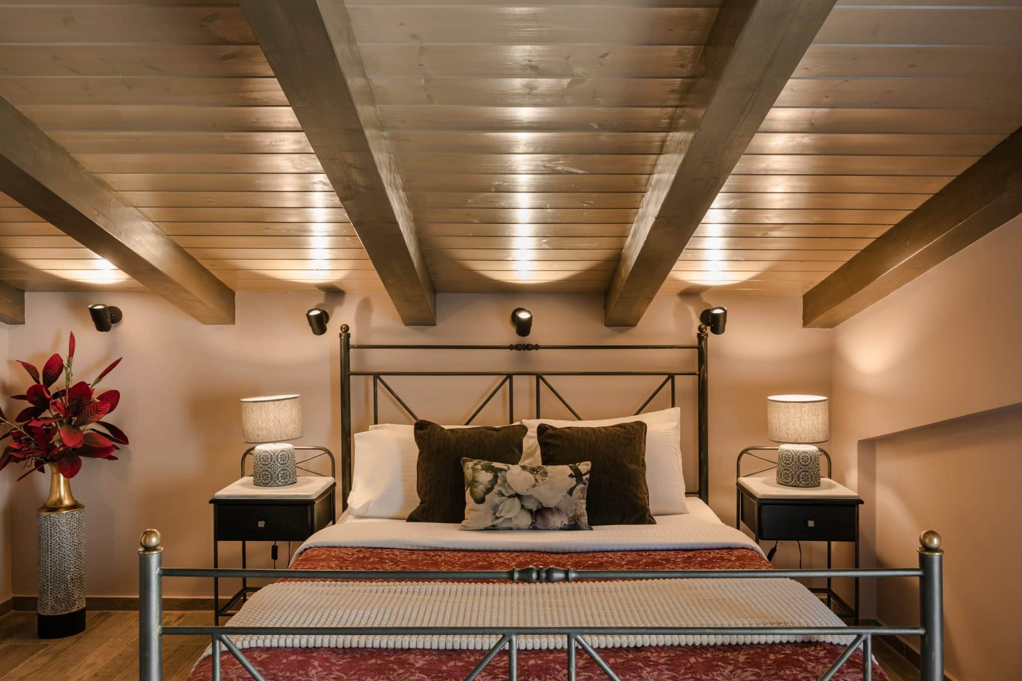 Maisonette with Attic and Sea View