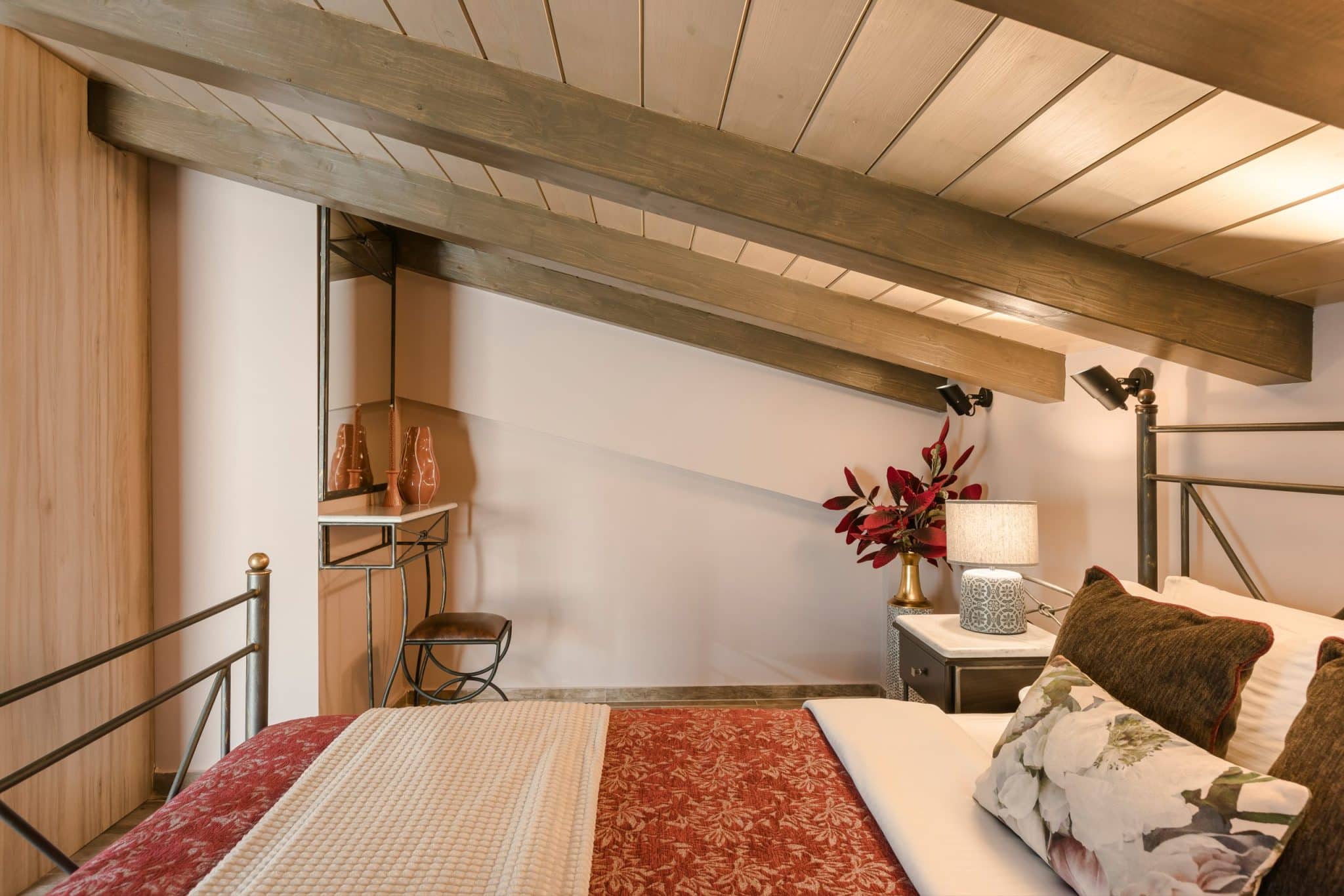 Maisonette with Attic and Sea View